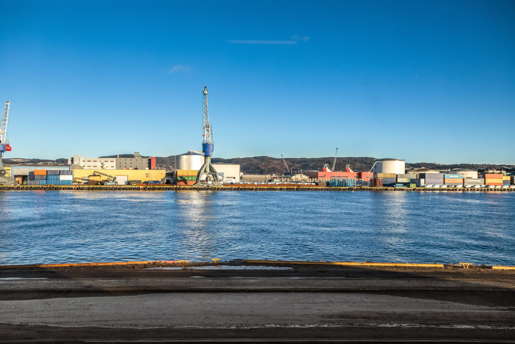 Utsikt mot Drammen Havn fra Tollboden